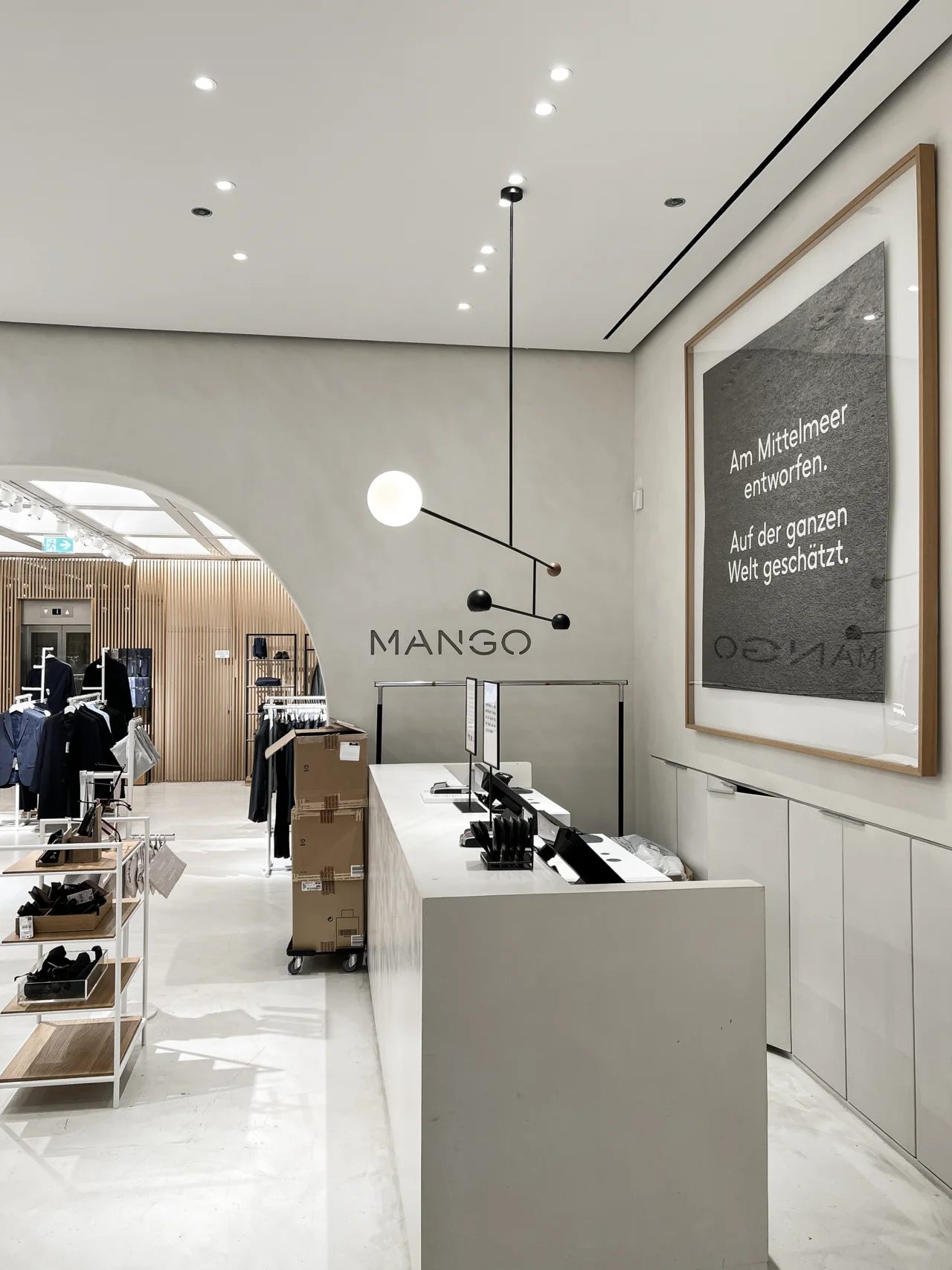 MANGO