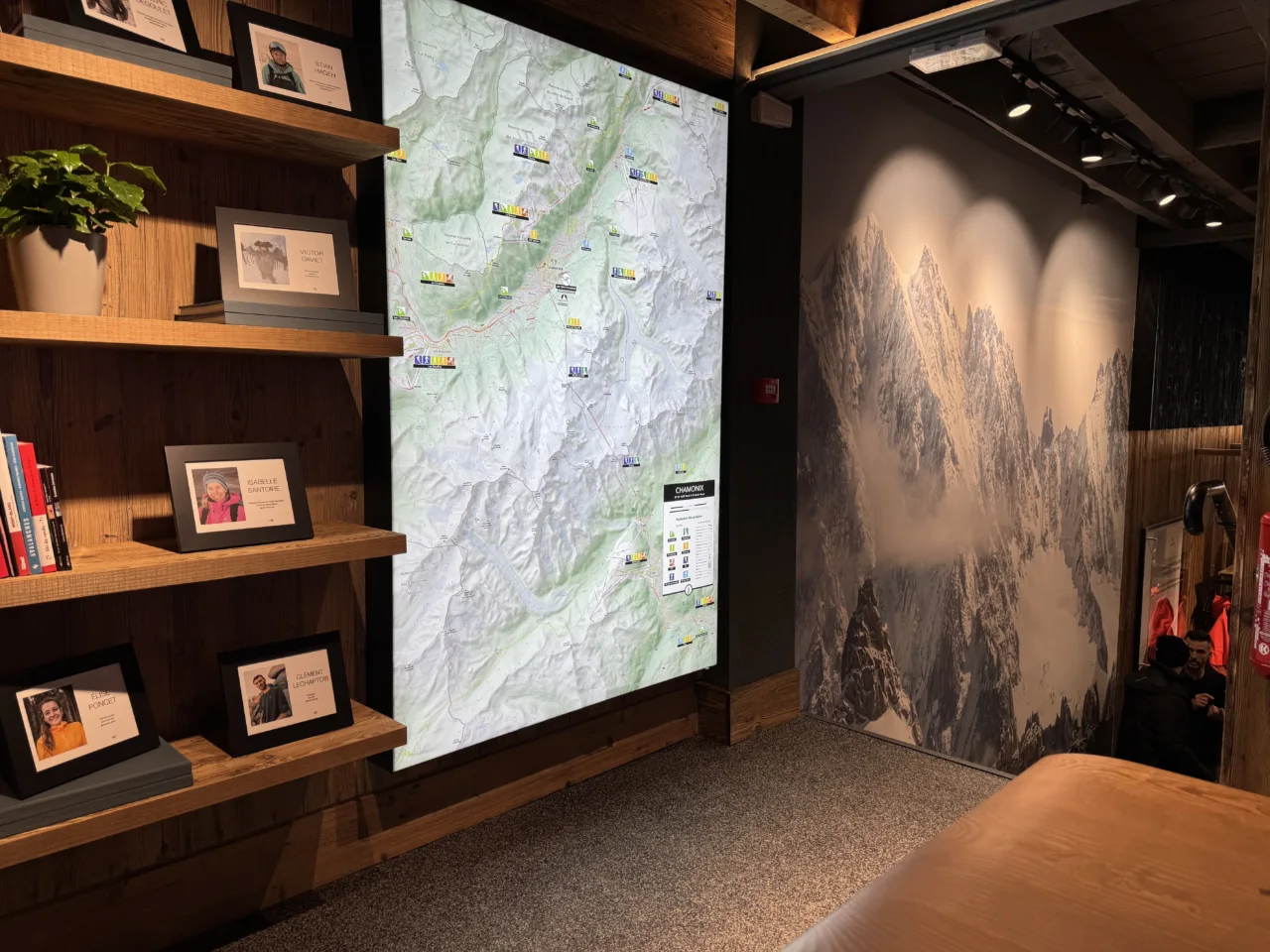 The Power of Physical Retail Spaces in a Digital Age