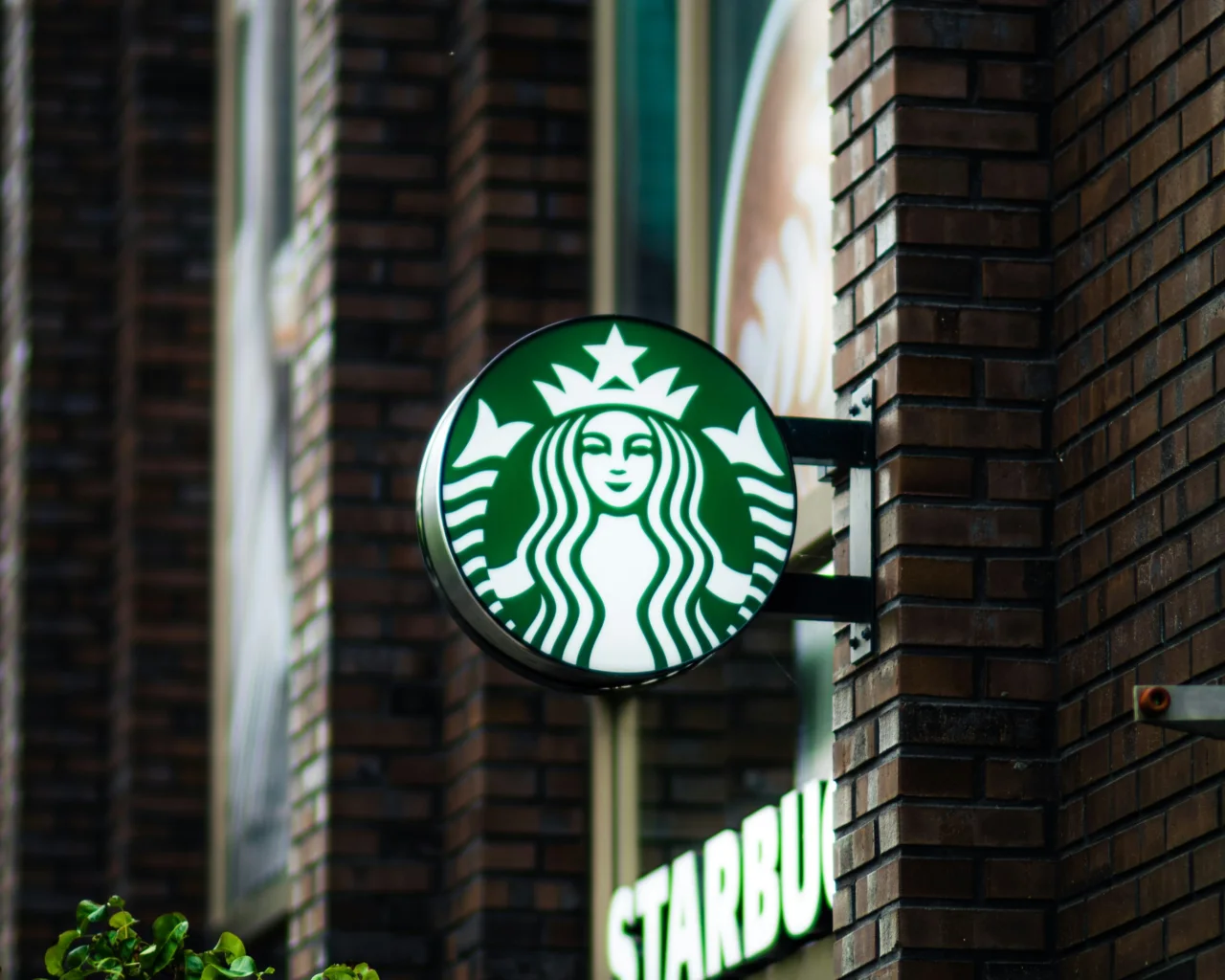 The Return of Distinctive Brand Assets
